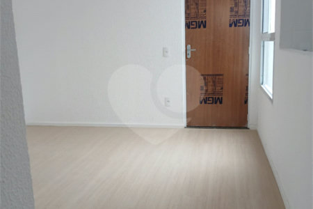 Apartamento para alugar com 2 quartos em Santa Cruz, Rio de Janeiro, RJ