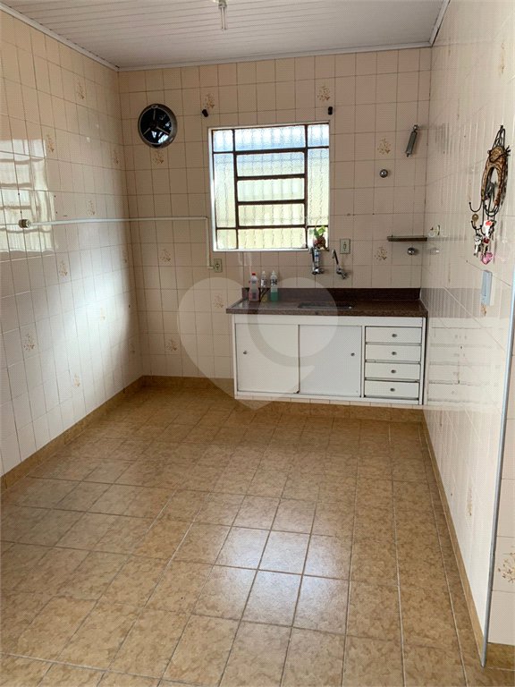 Sobrado à venda com 3 quartos no Brasilândia, São Paulo, SP