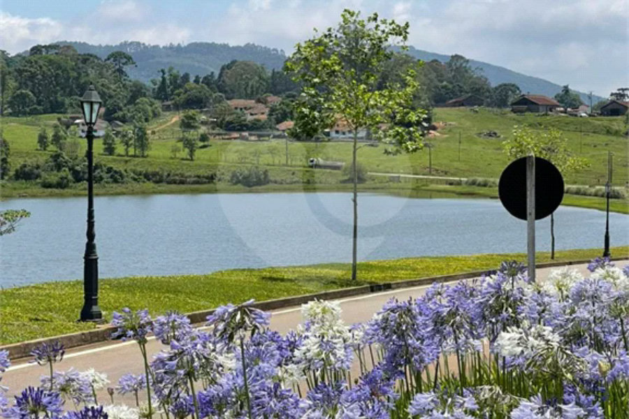 Terreno alto padrão à venda em Condomínio Serras Altas Poços de Caldas MG