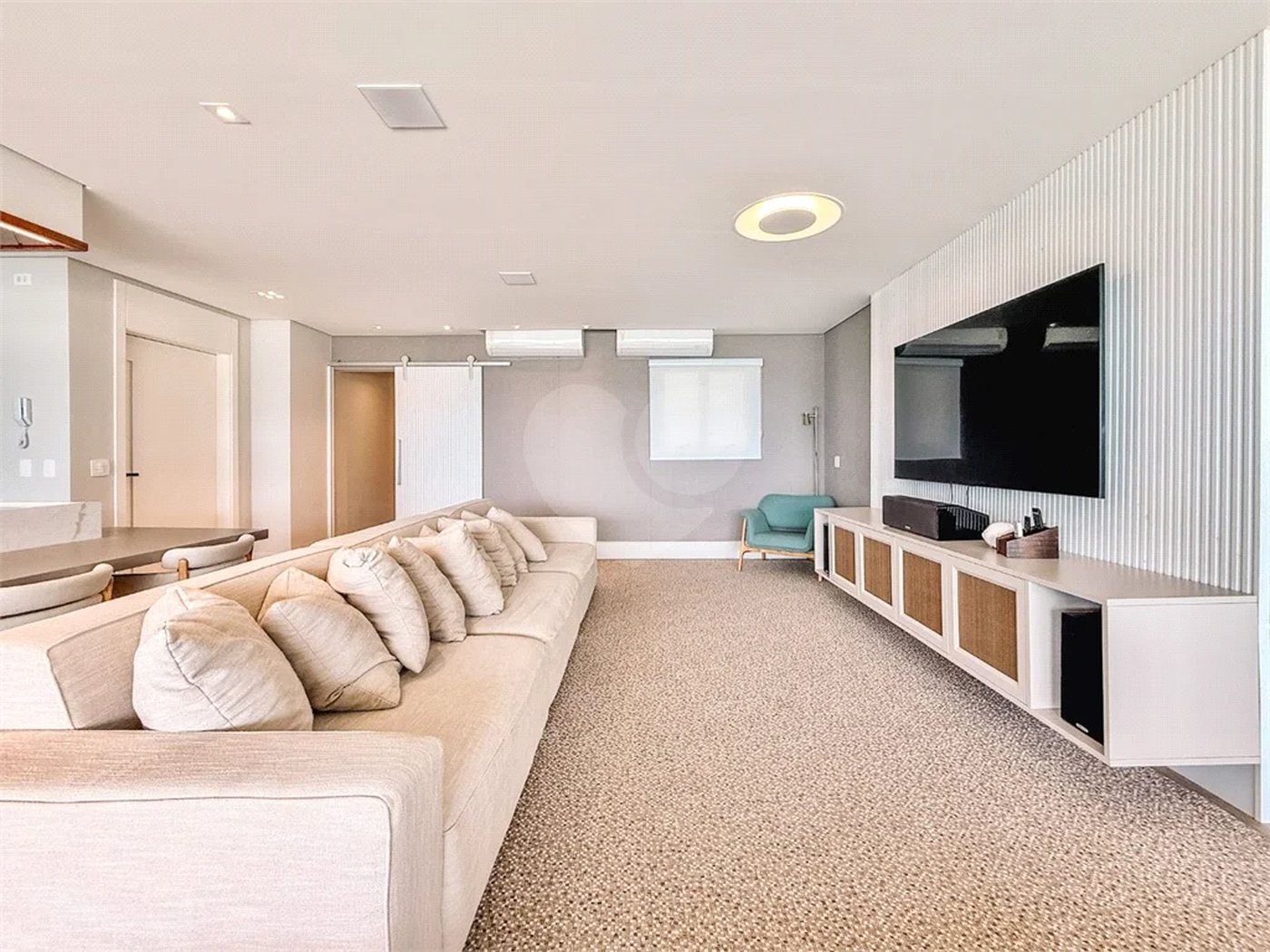 Apartamento à venda com 3 suítes em Riviera de São Lourenço, Bertioga, SP