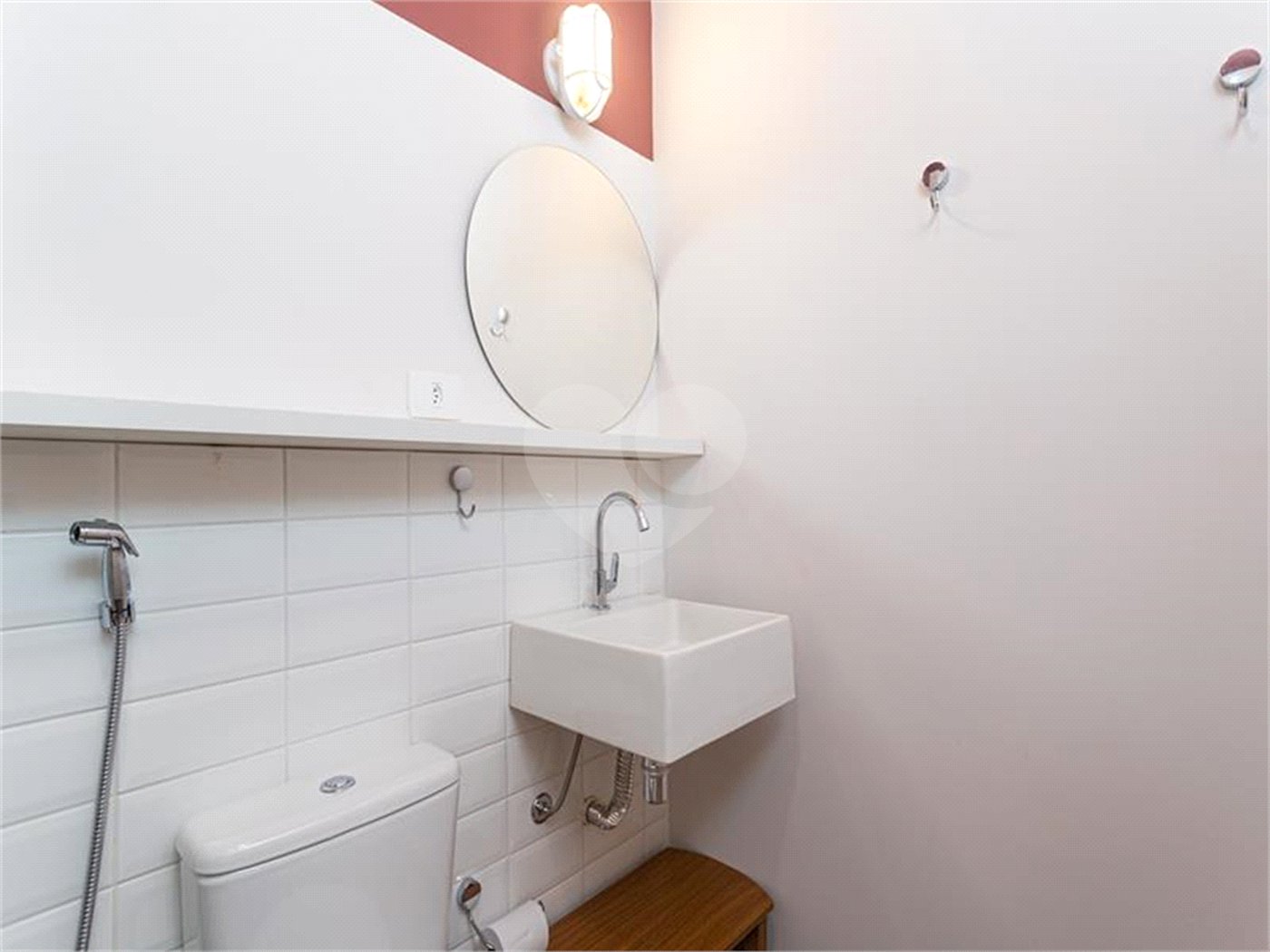 Excelente oportunidade para reformar e ficar com o apartamento dos seus sonhos!
