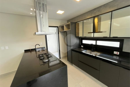 Casa com 3 suites a venda no Villeneuve