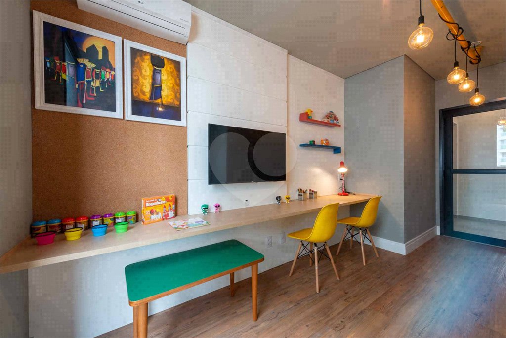 Apartamento à venda ou para alugar com 1 suíte em Pinheiros, São Paulo, SP