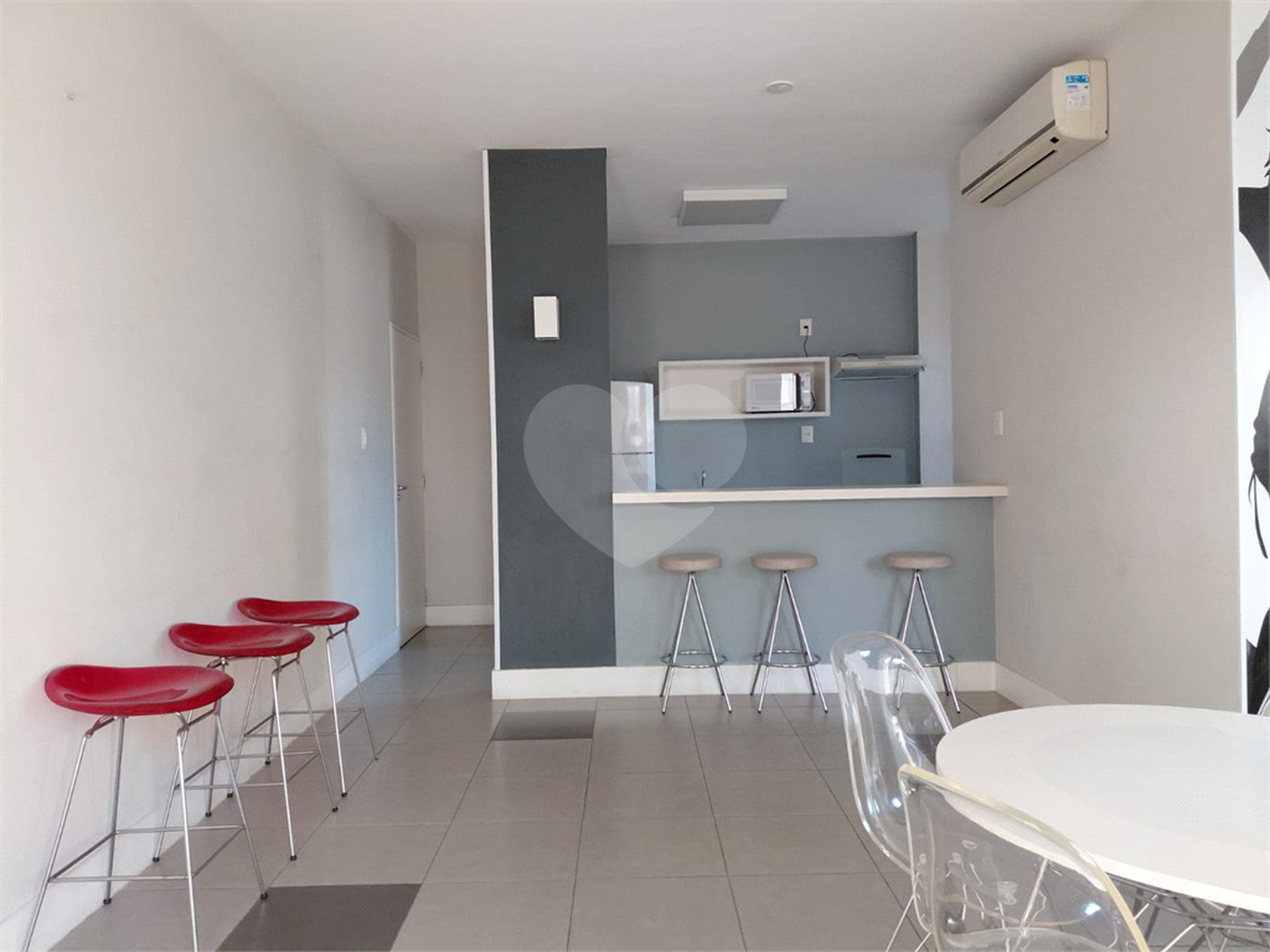 Apartamento à venda com 3 quartos, sendo 1 suíte, em Lapa, São Paulo, SP