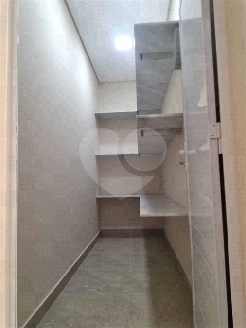 Casa à venda com 3 suítes no condomínio Portal do Jequitibá, Valinhos - SP