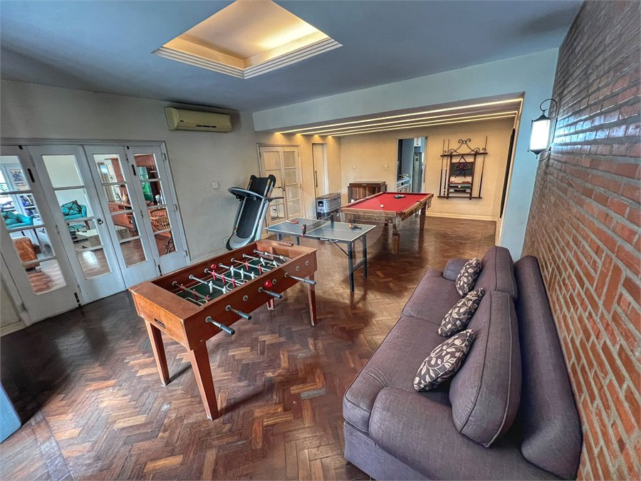 Apartamento à venda com 4 quartos, sendo 2 suítes,  em Flamengo, Rio de Janeiro, RJ
