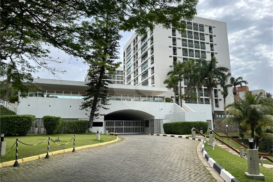 Apartamento à venda ou para alugar com 3 quartos, sendo 1 suíte, em Enseada, Guarujá, SP