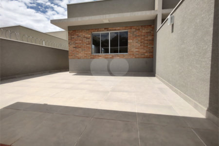 Casa Térrea à venda com 3 suítes em Jardim do Lago, Atibaia, SP