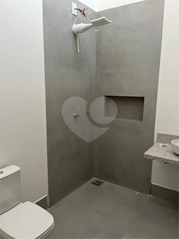 Casa à venda com 3 quartos, sendo 1 suíte, no condomínio Portal dos Sabiás, Itu - SP