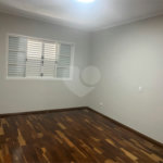 Casa à venda com 3 quartos em Jardim Itália, Itapetininga, SP