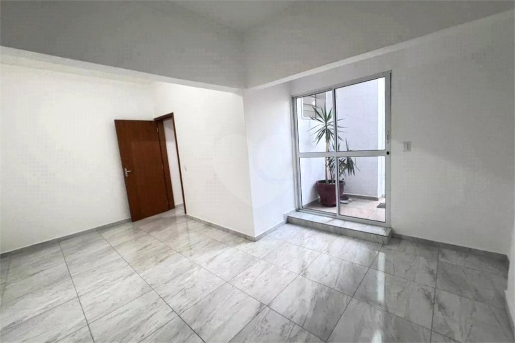 Casa à venda com 3 quartos, sendo 1 suíte, em Ponte de São João, Jundiaí, SP