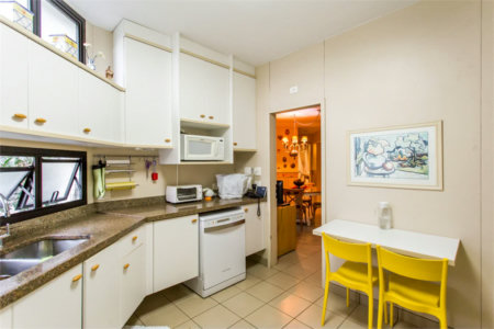 Apartamento à venda com 4 suítes em Real Parque, São Paulo, SP