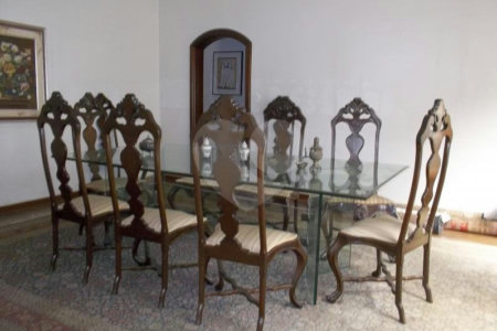 Sobrado à venda com 4 quartos, sendo 2 suítes, em Jardim Leonor, São Paulo, SP