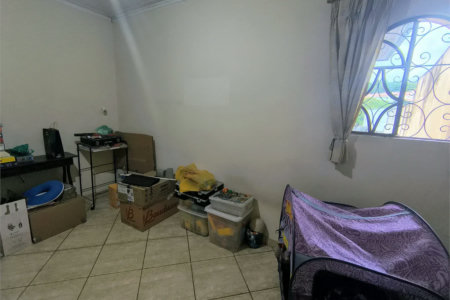 Casa Térrea à venda com 3 quartos em Rio Pequeno, São Paulo, SP