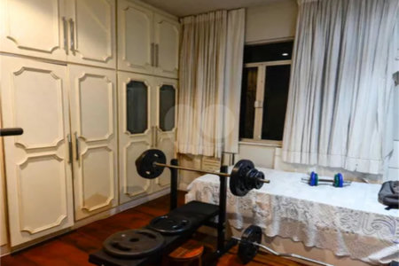 Apartamento à venda com 5 quartos, sendo 2 suítes, em Tijuca, Rio de Janeiro, RJ