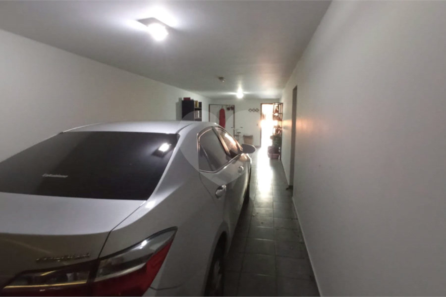 Sobrado à venda com 3 quartos, sendo 1 suíte, em Vila Paulicéia, São Paulo, SP