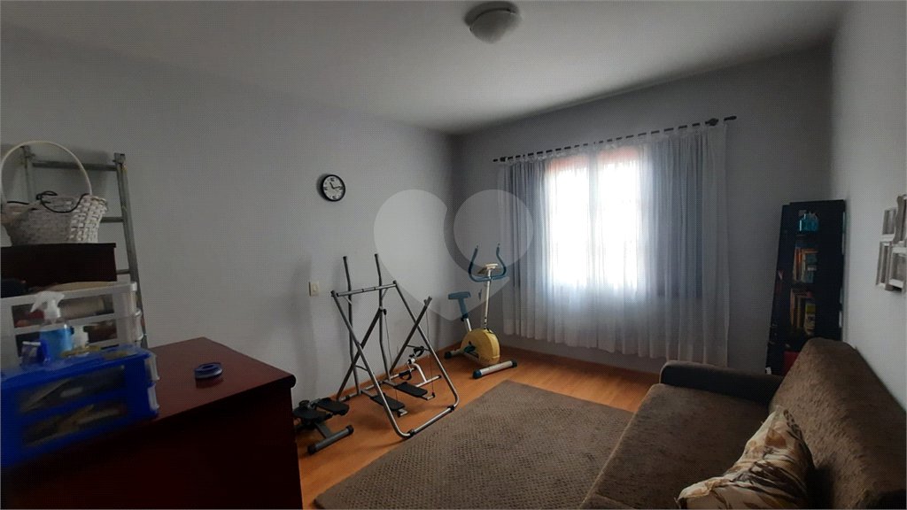 Casa à venda com 4 quartos, sendo 1 suíte,  em Vila Rosália, Guarulhos, SP