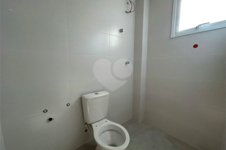 Apartamento à venda com 2 quartos, sendo 1 suíte,  em Vila Guarani, Santo André, SP