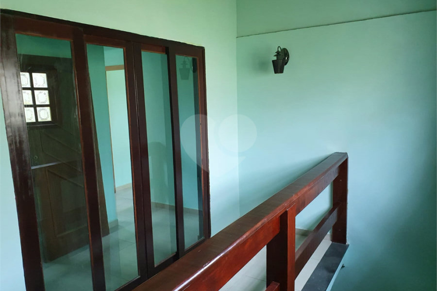 Casa à venda com 3 quartos, sendo 2 suítes, no condomínio Residencial Jardim Lago da Cantareira, Mairiporã - SP