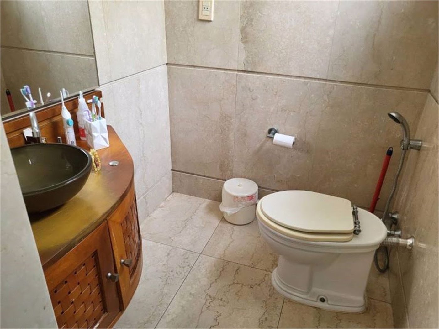 Apartamento Residencial para locação, Gonzaga, Santos - AP0140.