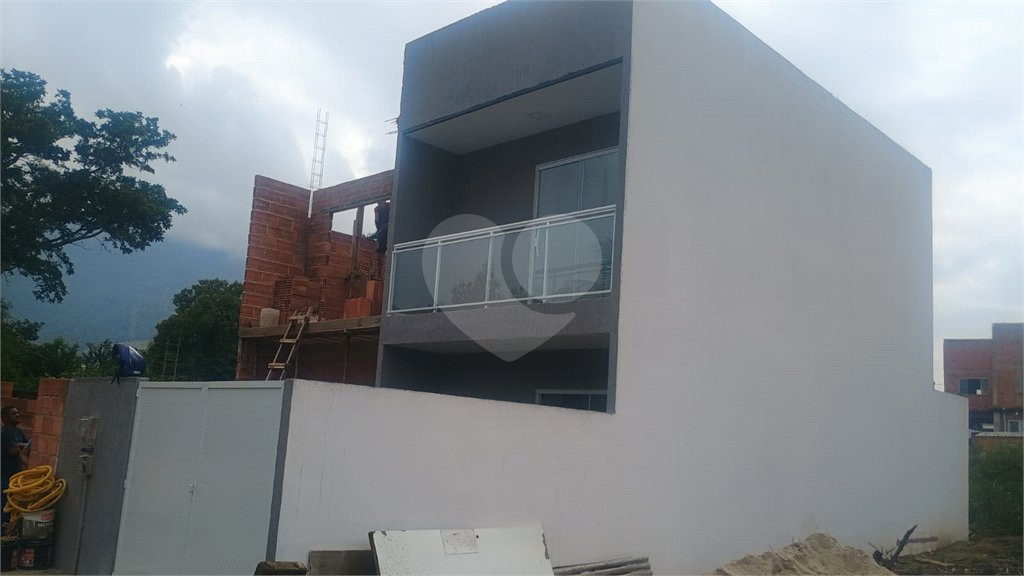 Casa à venda com 2 quartos no condomínio Dos Silvas, Rio de Janeiro - RJ