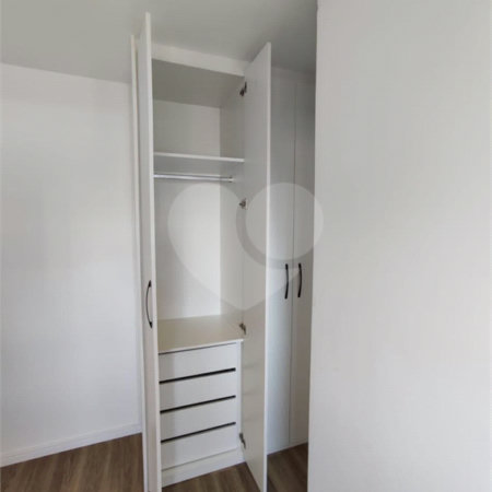 Apartamento à venda com 2 quartos, sendo 1 suíte,  em Jardim das Acácias, São Paulo, SP