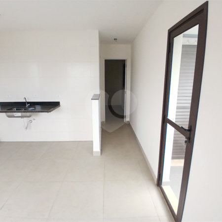 Apartamento à venda com 1 quarto em Vila dos Remédios, São Paulo, SP