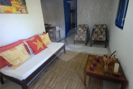 Chácara à venda com 3 quartos, sendo 1 suíte, no Centro, Santa Cruz Cabrália, BA