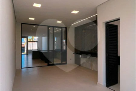 Casa Térrea à venda com 3 quartos, sendo 1 suíte, em Jardim do Lago, Atibaia, SP