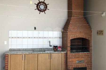 Casa à venda com 3 quartos, sendo 1 suíte, em Nova Petrópolis, São Bernardo do Campo, SP