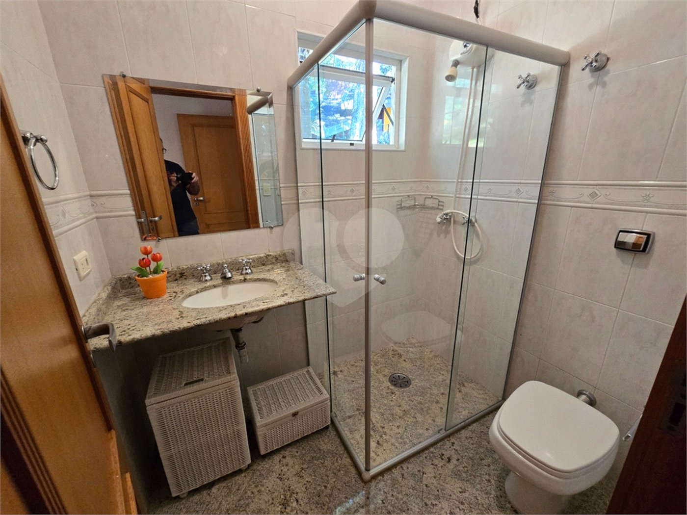 Casa à venda com 4 suítes no condomínio Associação Reserva das Hortênsias, Mairiporã - SP