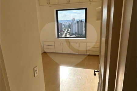 Apartamento à venda com 3 quartos, sendo 1 suíte, no Centro, Jundiaí, SP