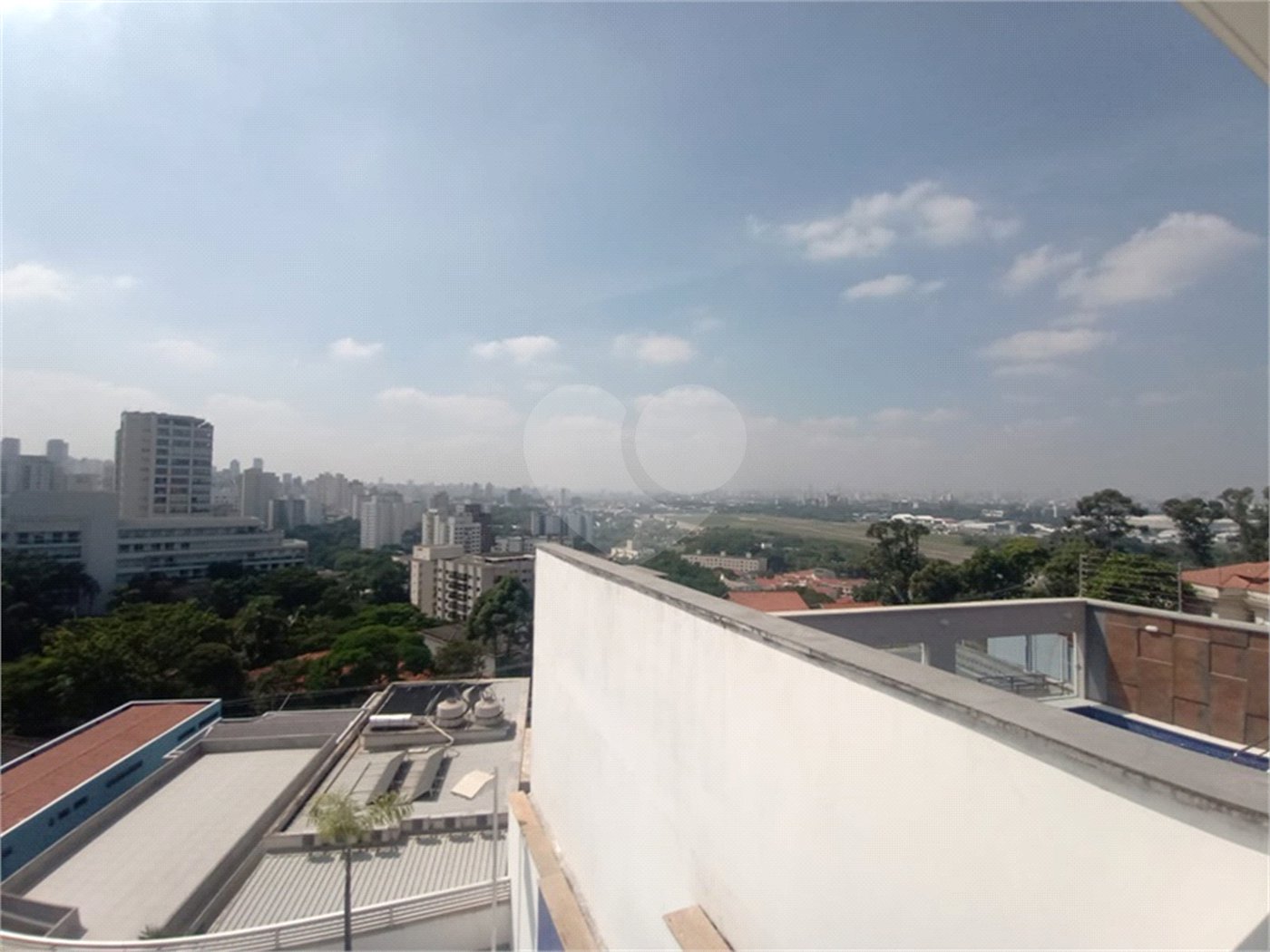 Sobrado à venda com 5 suítes em Santana, São Paulo, SP