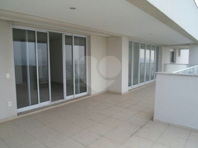 Apartamento à venda com 4 suítes em Campo Belo, São Paulo, SP