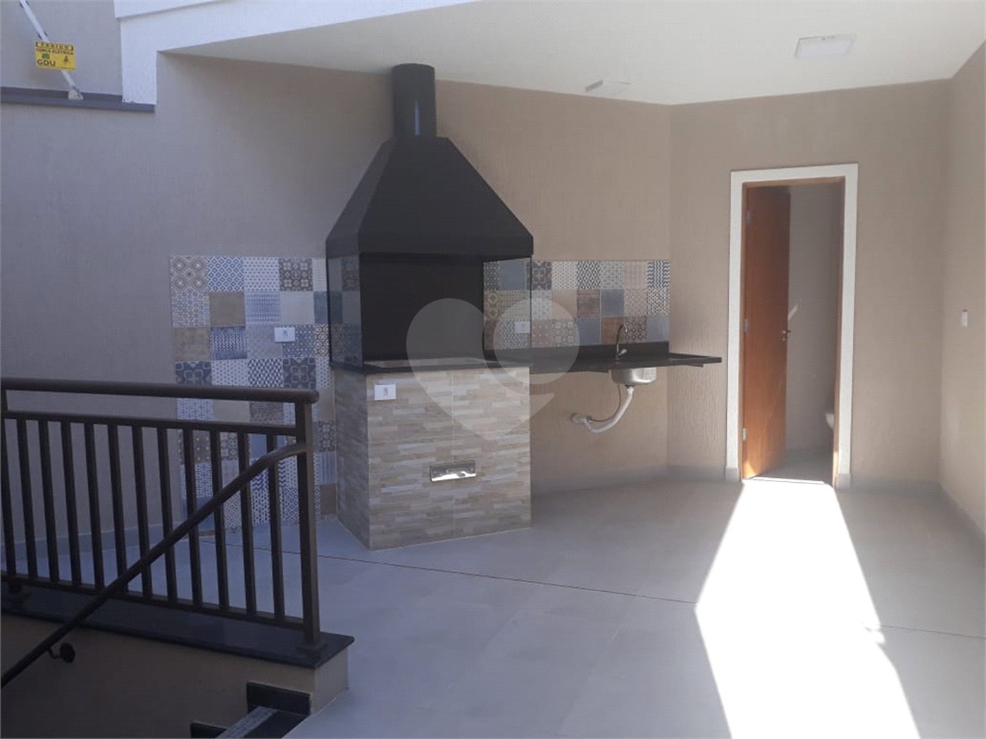 Casa à venda com 2 suítes no condomínio martinha, São Paulo - SP