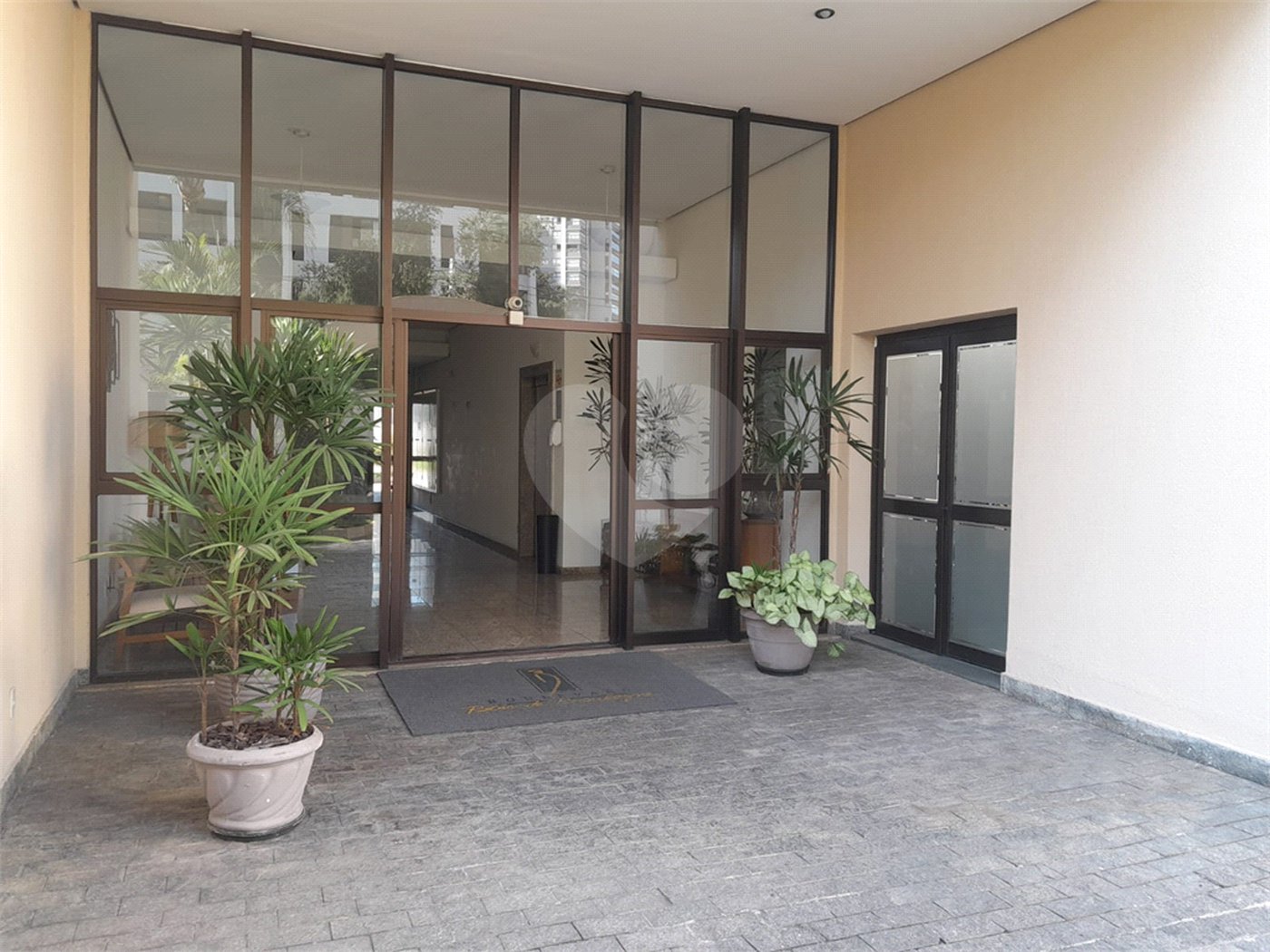 Apartamento à venda com 2 quartos, sendo 1 suíte, em Vila Mariana, São Paulo, SP