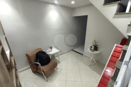 Sobrado à venda com 3 quartos, sendo 1 suíte, em Vila Ema, São Paulo, SP