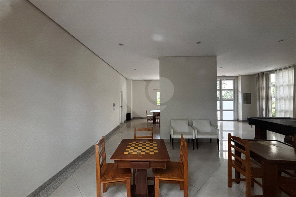 Apartamento para alugar com 3 suítes em Vila Romana, São Paulo, SP