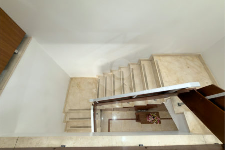 Casa de Vila à venda com 3 quartos, sendo 1 suíte, em Indianópolis, São Paulo, SP