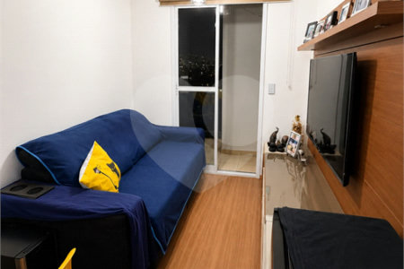 Apartamento à venda com 2 quartos, sendo 1 suíte, em Vila Assis Brasil, Mauá, SP