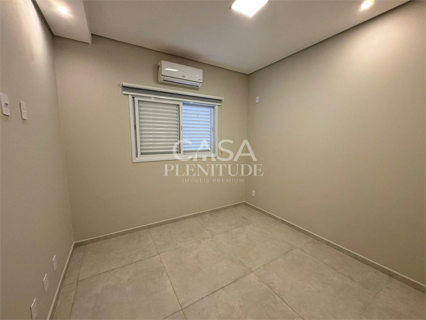 Casa em condomínio à venda com 3 quartos, sendo 1 suíte, em Jardim Residencial Campos do Conde, Sorocaba, SP