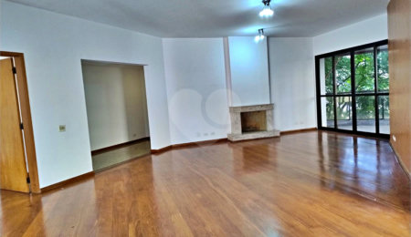 Apartamento à venda com 4 quartos, sendo 2 suítes, em Indianópolis, São Paulo, SP