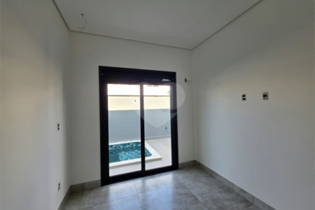 Casa à venda com 3 quartos, sendo 1 suíte, no condomínio Reserva Ipanema I, Sorocaba - SP