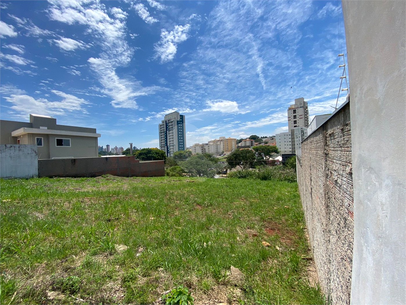 Excelente terreno com 525,00 m² de área total, no bairro Parque Santa Mônica.