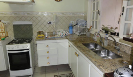 Sobrado à venda com 3 quartos em Água Fria, São Paulo, SP
