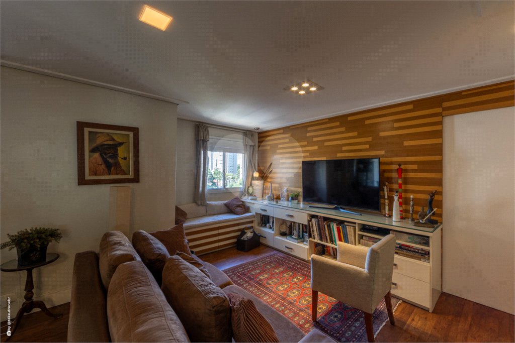 Apartamento à venda com 3 quartos, sendo 2 suítes, em Jardim Marajoara, São Paulo, SP