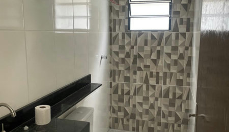 Casa à venda com 2 quartos, sendo 1 suíte,  em Nova Itanhaém, Itanhaém, SP