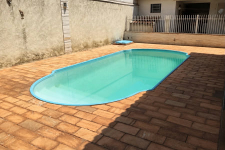 Casa à venda com 4 quartos, sendo 1 suíte,  em Vila Nova, Três Lagoas, MS
