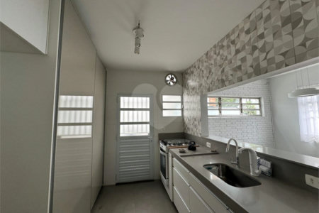 Casa Térrea à venda com 3 quartos, sendo 1 suíte,  em Vila Madalena, São Paulo, SP