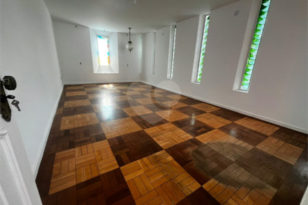 Casa à venda com 4 quartos, sendo 1 suíte, no Centro, Itapetininga, SP
